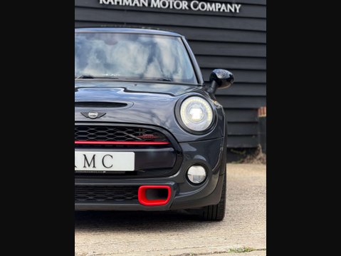 Mini Hatch 2.0 Cooper SD Hatchback 3dr Diesel Manual Euro 6 (s/s) (170 ps) 6