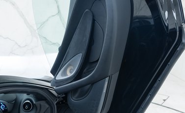 McLaren 570 GT MSO Black Collection 29