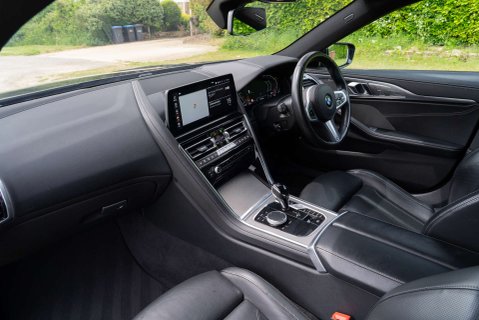 BMW 8 Series 840i M Sport 8