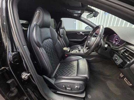 Audi S4 3.0 TFSI V6 Saloon 4dr Petrol Tiptronic quattro Euro 6 (s/s) (354 ps) 7