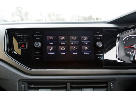 Volkswagen Polo MATCH TSI DSG 21