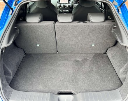 Nissan Juke 1.0 Juke N-Connecta DiG-T Semi-Auto 5dr 72