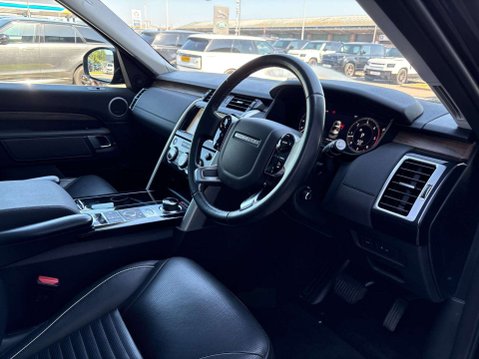 Land Rover Discovery 3.0 Discovery HSE SDV6 Auto 4WD 5dr 12