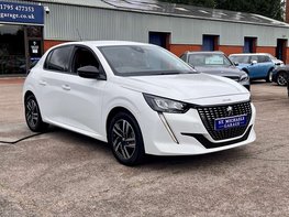 Peugeot 208 1.2 208 Allure Premium+ PureTech SS 5dr 4