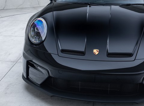 Porsche 911 GT3 TOURING (992.2) 28