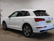 Audi Q5 2.0 Q5 S Line 40 TDI Quattro Semi-Auto 4WD 5dr 18