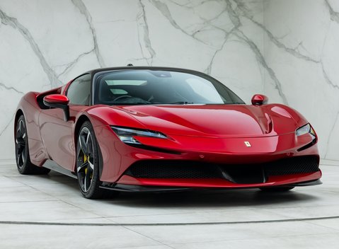 Ferrari SF90 Stradale 6