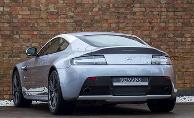 Aston Martin V8 Vantage N430 14