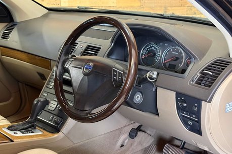 Volvo XC90 3.2 Executive SUV 5dr Petrol Geartronic AWD (289 g/km, 235 bhp) 7