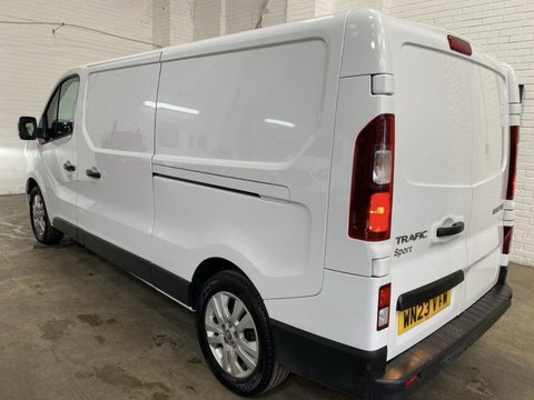 Renault Trafic LL30 SPORT DCI 9