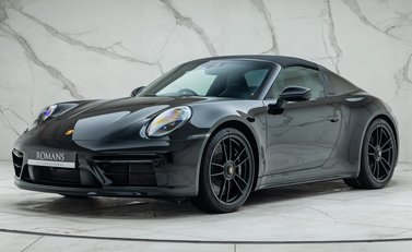 Porsche 911 Targa 4 GTS (992) 5