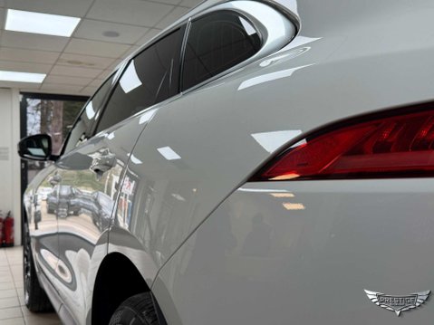 Jaguar F-Pace 2.0 D180 Prestige Auto AWD Euro 6 (s/s) 5dr 63