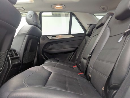 Mercedes-Benz GLE 2.1 GLE 250 D 4Matic AMG Line Premium Auto 4WD 5dr 39