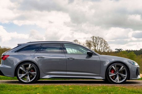 Audi RS6 4.0 RS 6 Vorsprung TFSI MHEV Quattro Auto 4WD 5dr