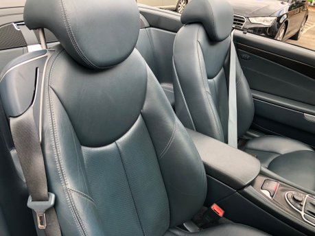 Mercedes-Benz SL Series SL500 v8 automatic petrol great service history, cruise, AC, BOSE, NAV, 9