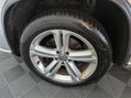 Volkswagen Tiguan 2.0 TDI BlueMotion Tech R-Line 4WD Euro 6 (s/s) 5dr 12
