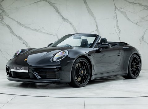 Porsche 911 Carrera GTS Cabriolet (992) 1