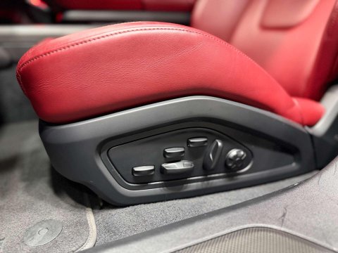 Porsche Taycan Performance Plus 93.4kWh Turbo S Saloon 4dr Electric Auto 4WD (761 ps) 47