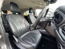 Ford Focus 1.0 Focus Vignale 5dr 63
