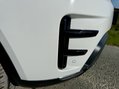 Land Rover Discovery TD6 HSE LUXURY 13