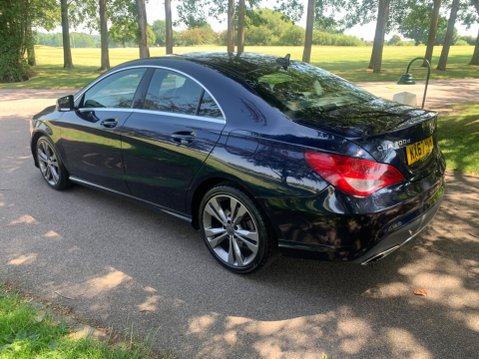Mercedes-Benz CLA Class CLA 200 D SPORT 10