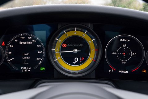 Porsche 911 Turbo S PDK Coupe 17