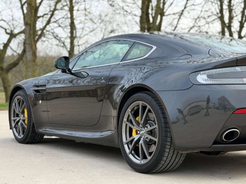 Aston Martin Vantage 4.7 Vantage V8 Auto 3dr 23