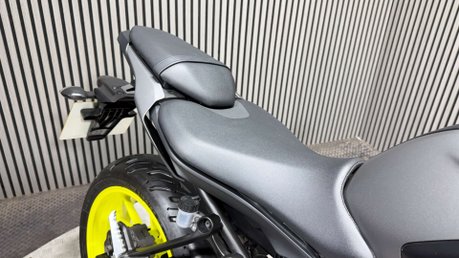 Yamaha MT-07 MT07 2018 ONLY 7K 1 OWNER FULL AKRAPOVIC LONG MOT 700CC 36