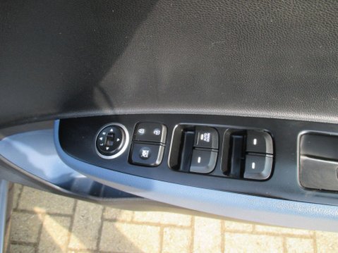 Hyundai i10 1.2 SE Euro 5 5dr 39