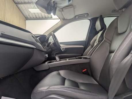 Volvo XC90 2.0 XC90 B5 MHEV AWD Auto 4WD 5dr 36