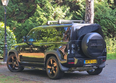 Land Rover Defender 3.0 Defender X MHEV Auto 4WD 5dr 6