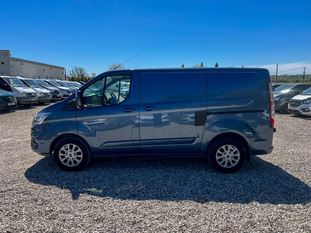 Ford Transit Custom SWB (SOLD) L1H1 Low Roof Limited 300 Air Con Alloys Sensors EURO 6 NO VAT 1