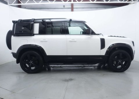 Land Rover Defender 3.0 Defender X-Dynamic HSE D MHEV A 4WD 5dr 15