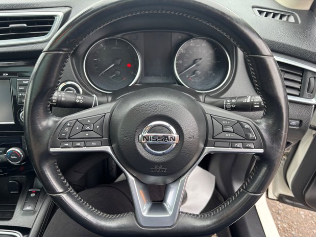 Nissan Qashqai DCI TEKNA 18