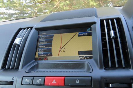 Land Rover Freelander 2 2.2 SD4 XS SUV 5dr Diesel CommandShift 4WD Euro 5 (190 ps) 11