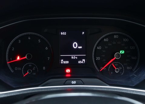 Volkswagen T-Roc 1.5 TSI GPF EVO SE SUV 5dr Petrol DSG Euro 6 (s/s) (150 ps) 17