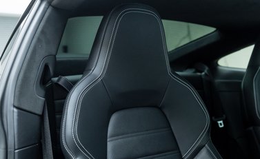 Porsche 911 Turbo S (992) 15