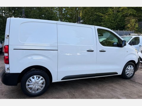 Peugeot Expert 2.0 BlueHDi 1400 Professional Standard Panel Van 6dr Diesel Manual MWB Euro 12