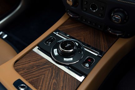 Rolls-Royce Wraith 24