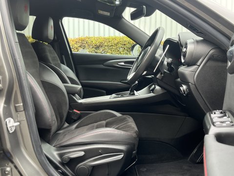 Alfa Romeo Tonale TB VELOCE DCT MHEV 13
