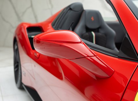 Ferrari 488 SPIDER 44