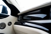 Rolls-Royce Ghost V12. STARLIGHT. H, C & M SEATS. REAR ENTERTAINMENT. HUD. A/CRUISE CONTROL 12
