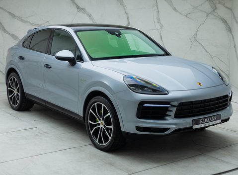 Porsche Cayenne E-Hybrid Coupe 11