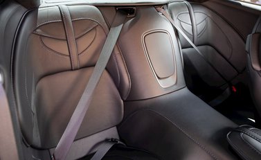 Aston Martin DBS Superleggera 13