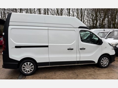 Renault Trafic 2.0 dCi ENERGY 30 Business Panel Van 5dr Diesel Manual LWB High Roof Euro 6 10