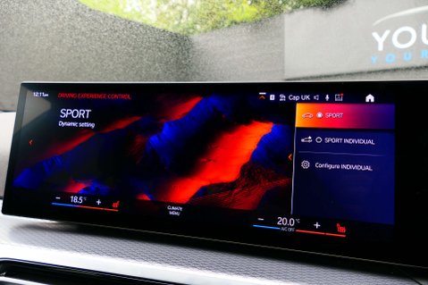 BMW 3 Series 2.0 320i M Sport Auto 5dr 35