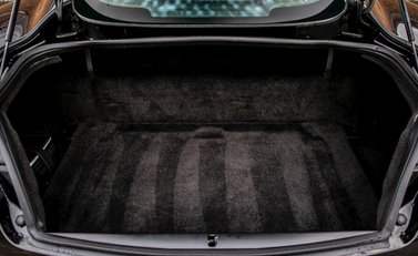 Aston Martin Vanquish S 34