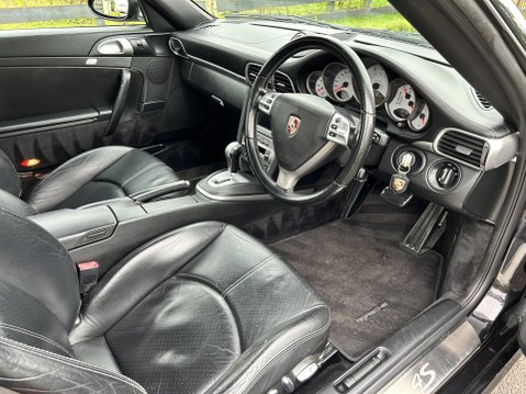 Porsche 911 CARRERA 4 TIPTRONIC S 13