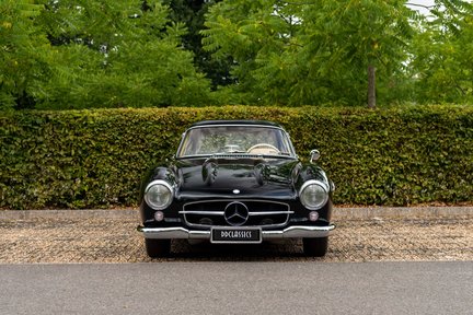 Mercedes-Benz 300 SL Gullwing 7