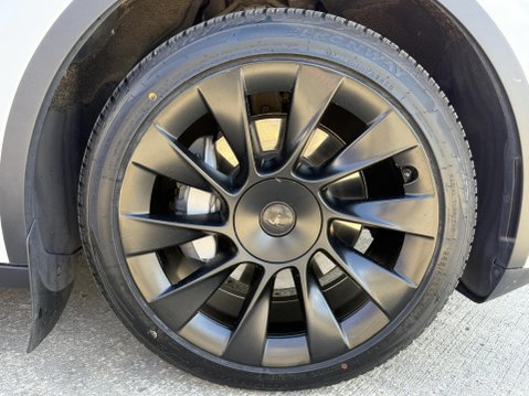 Tesla Model Y (Dual Motor) Long Range SUV 5dr Electric Auto 4WDE (384 bhp) 14